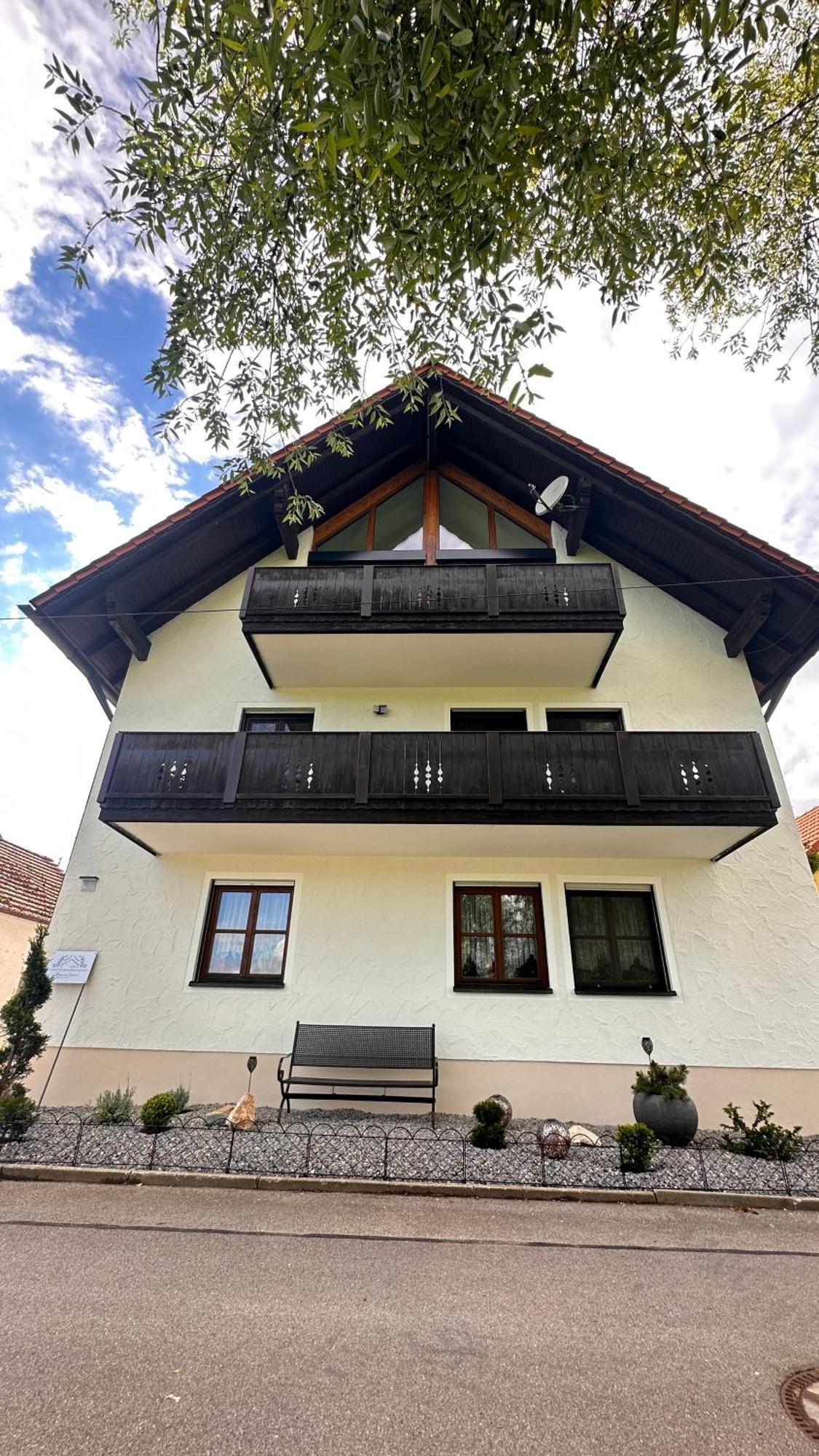 Idyllische Ferienwohnungen In Mossendorf Burglengenfeld Exterior foto